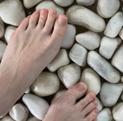 My legs and feet need some massage