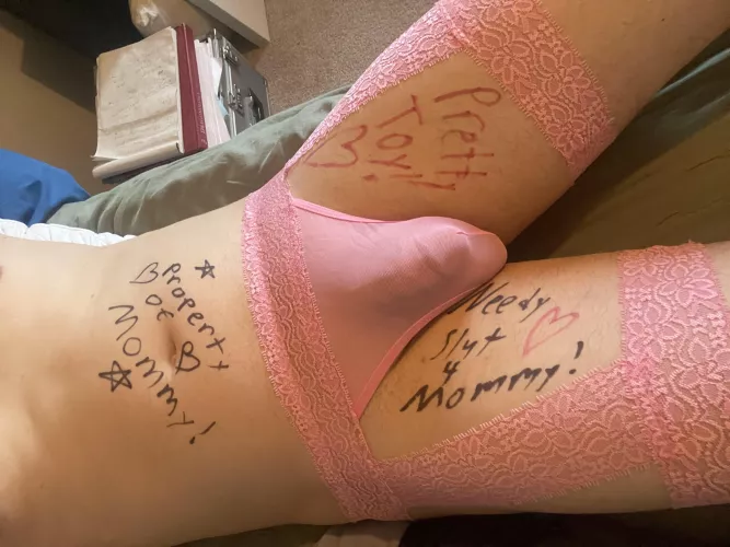 My Mommy marked me all up as her own! I’m so lucky! 