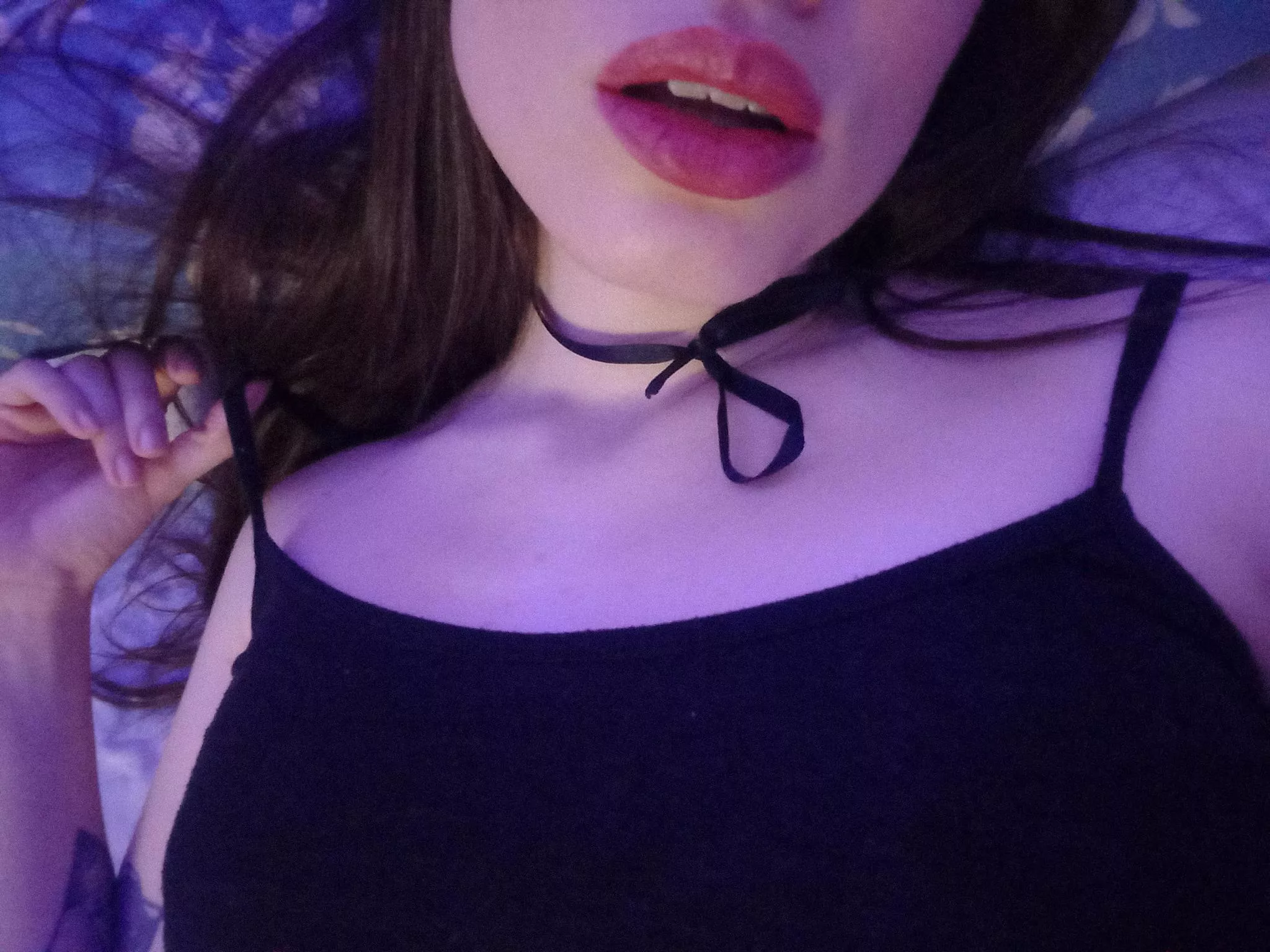 my natural lips ready to kiss