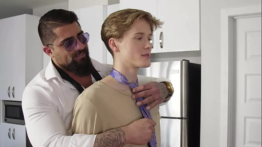 My Stepson Is Too Horny and I Decides to Give Him What He Wants - Dadcreepy - Gay Videos