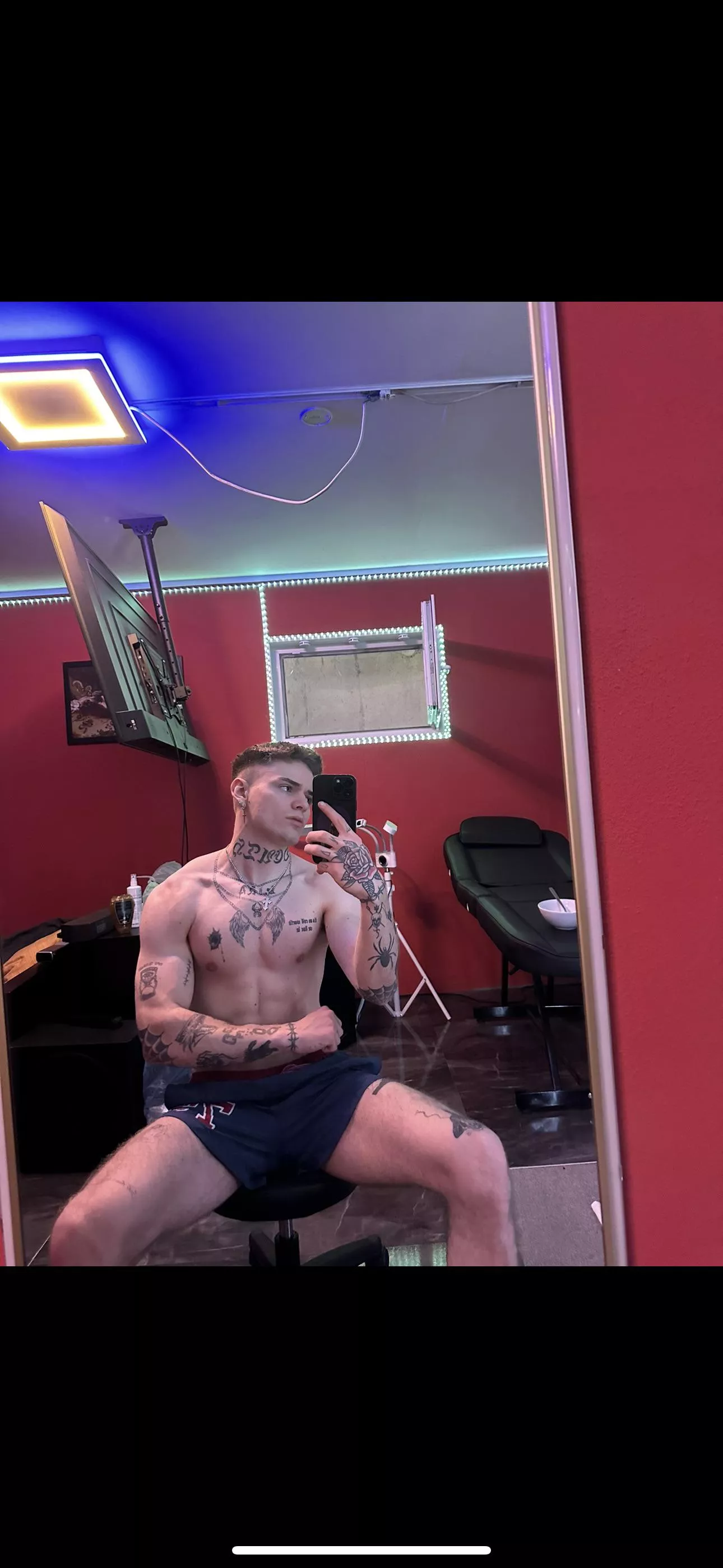 need a pleasure slvt 😈