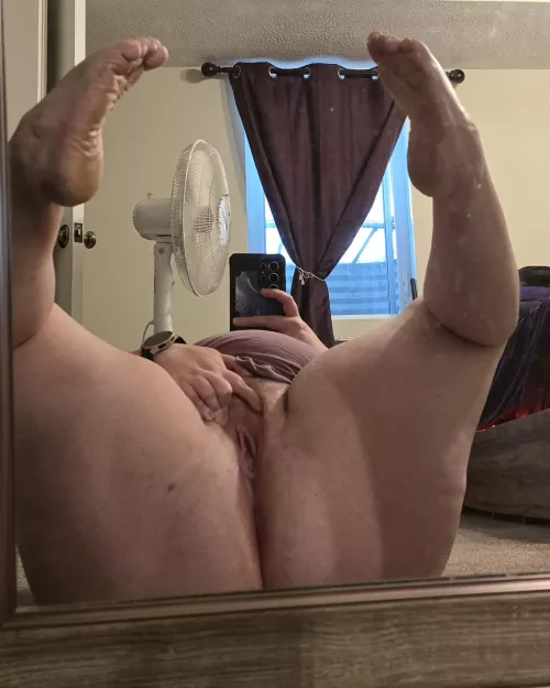 Need something to fill my pussy.