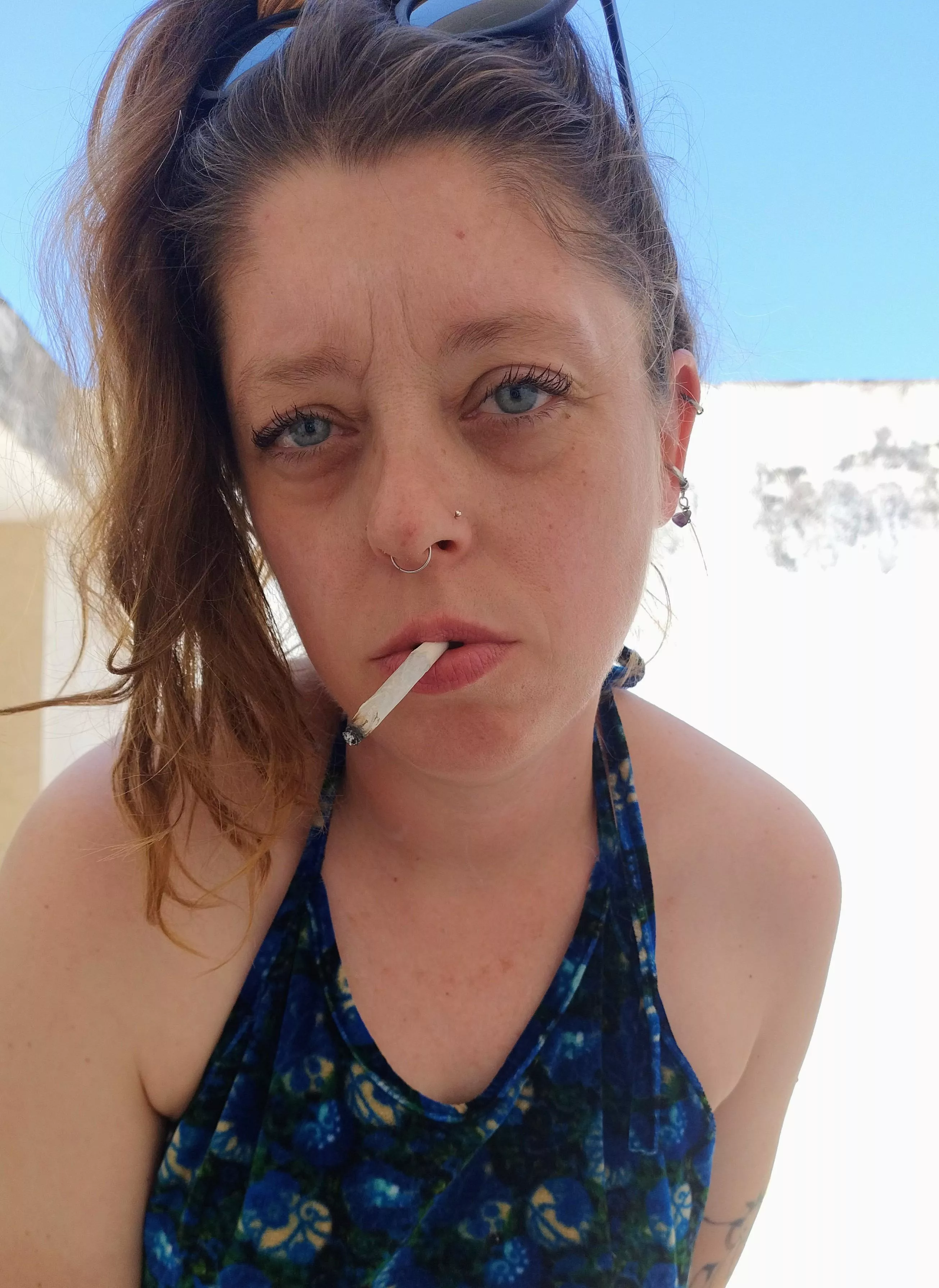 Nude pink lipstick, so sexy combo with a cigarette 