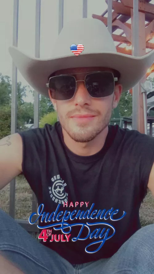 (OC) First time in Dallas, just here for the week working. New to this stuff but really want to experience being apart of a GB. 28 M 