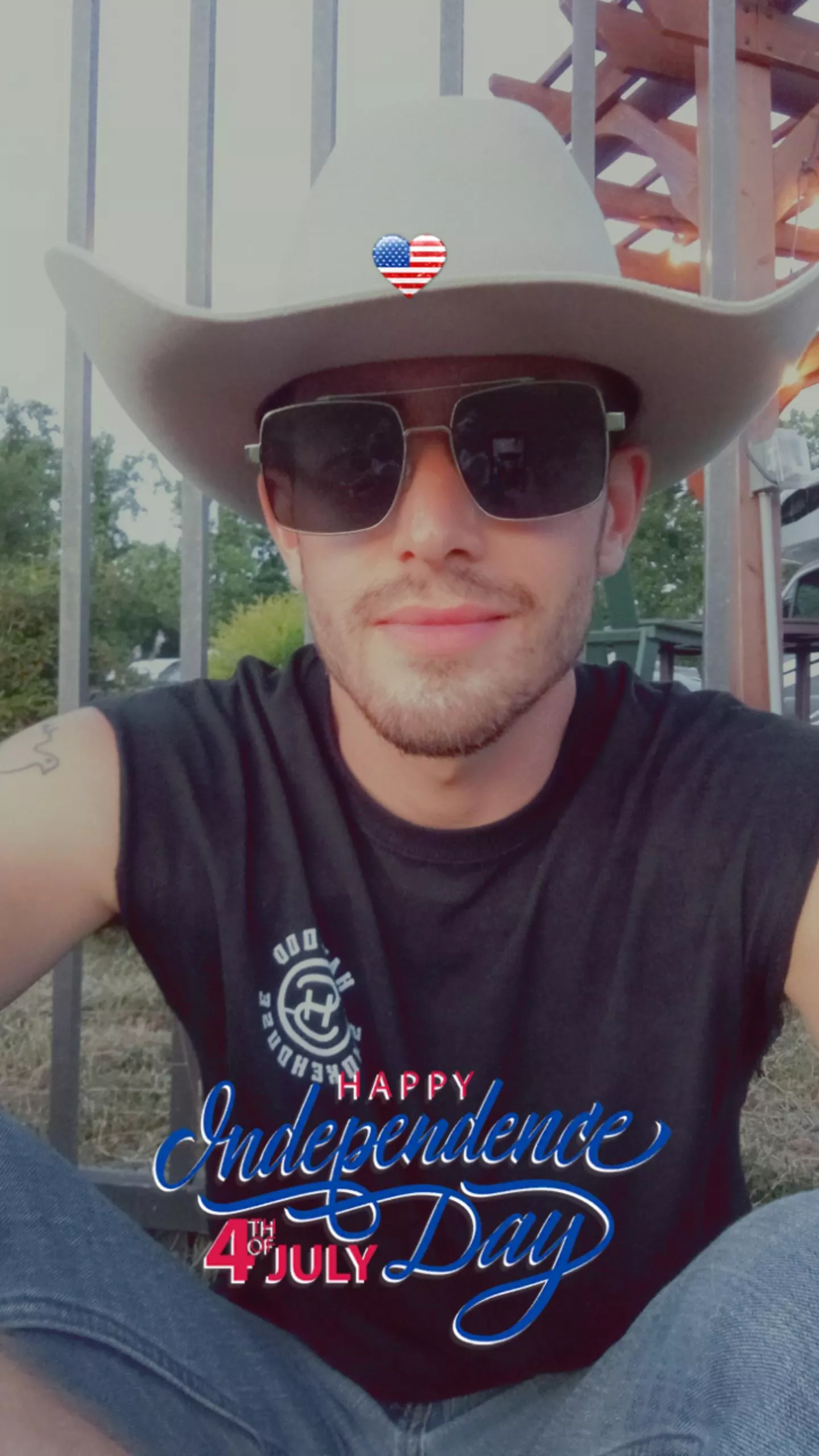 (OC) First time in Dallas, just here for the week working. New to this stuff but really want to experience being apart of a GB. 28 M 