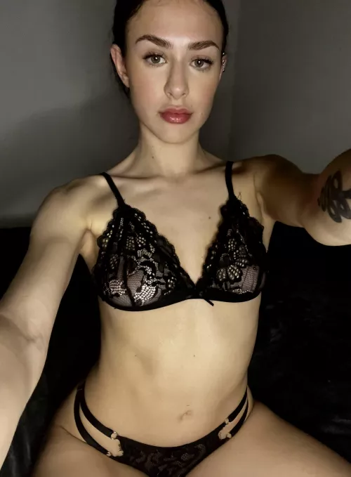 Once you go black lingerie, you never go back 