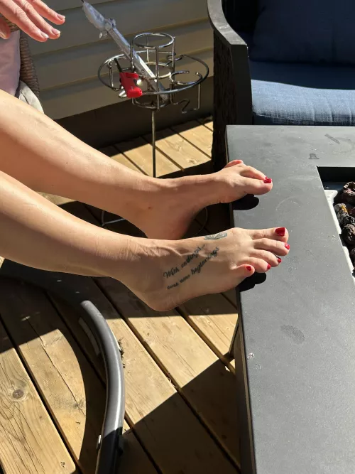 perfect sunny day to go bare foot.