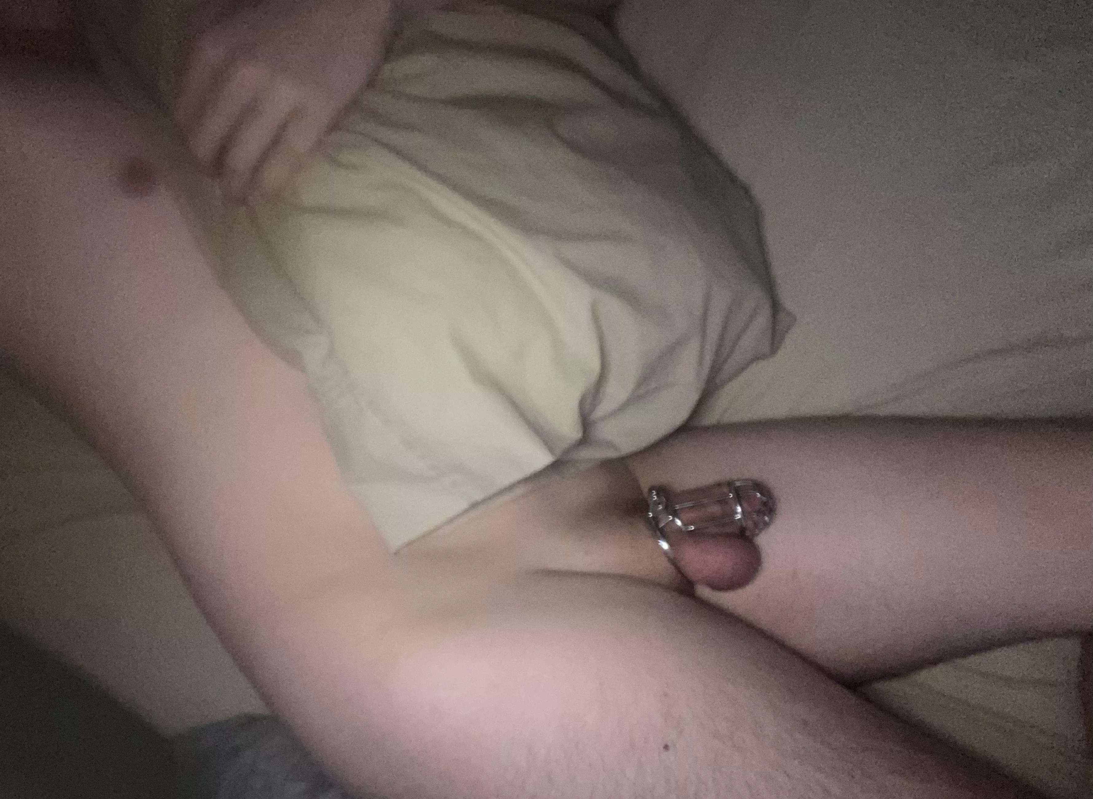 Second night in chastity was much easier, it sucks having to go through it alone though 🥺