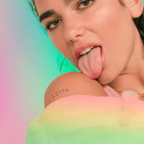 She loves her tongue 🤤