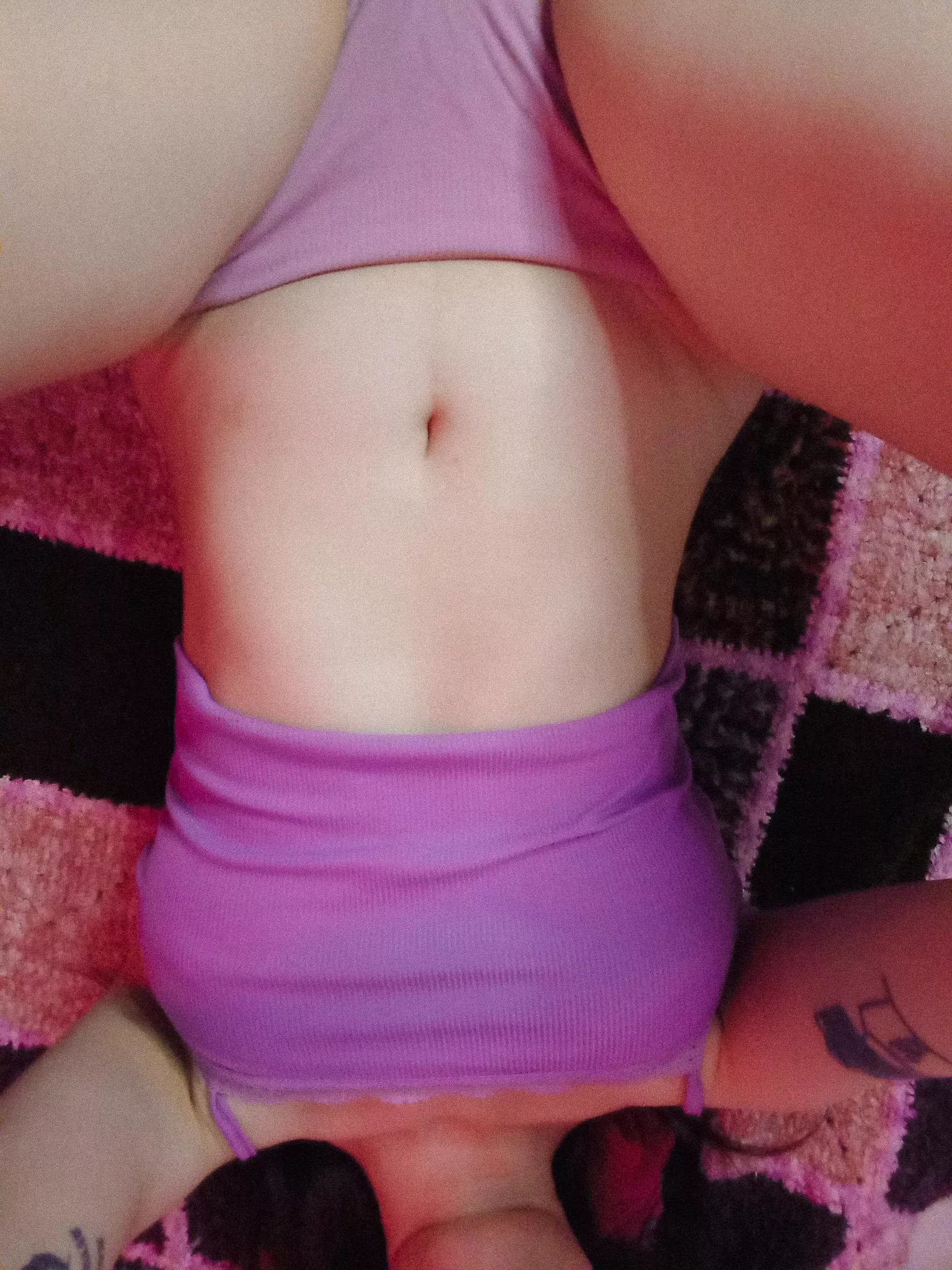 Slide your tongue up and down, take my juices to my navel