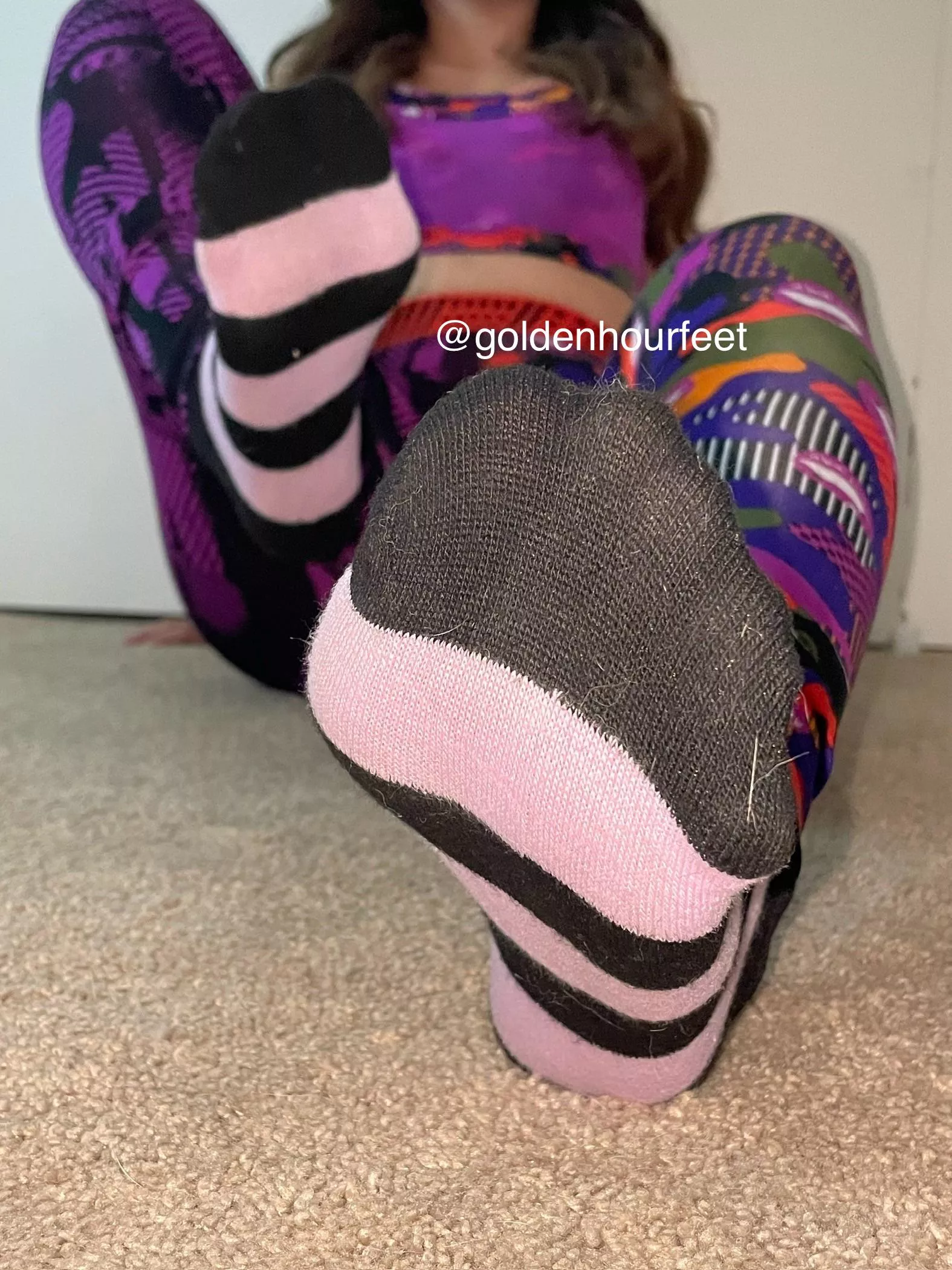 Socks look better when they’re worn by me😈