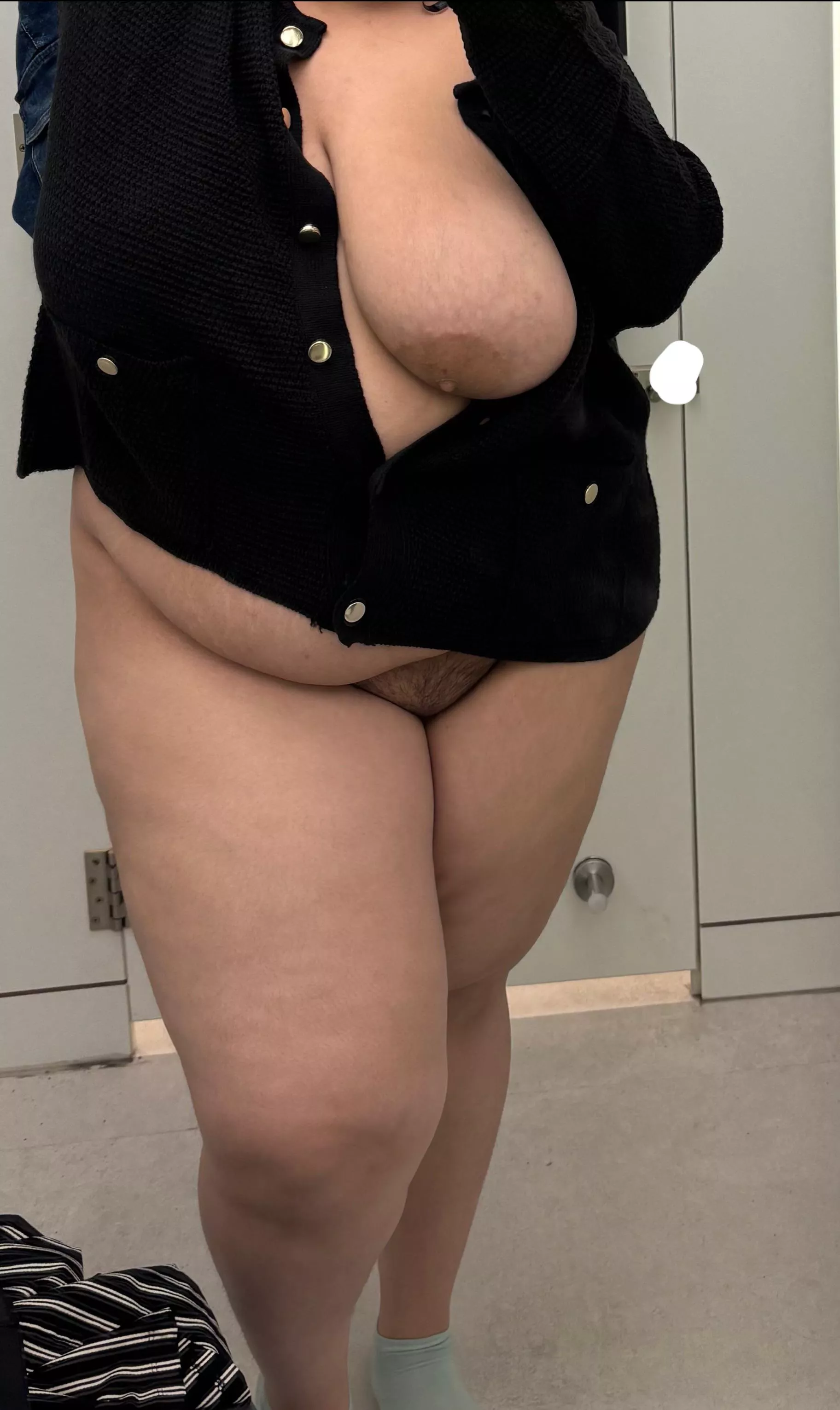 Someone walked in between. F 23 Bi 