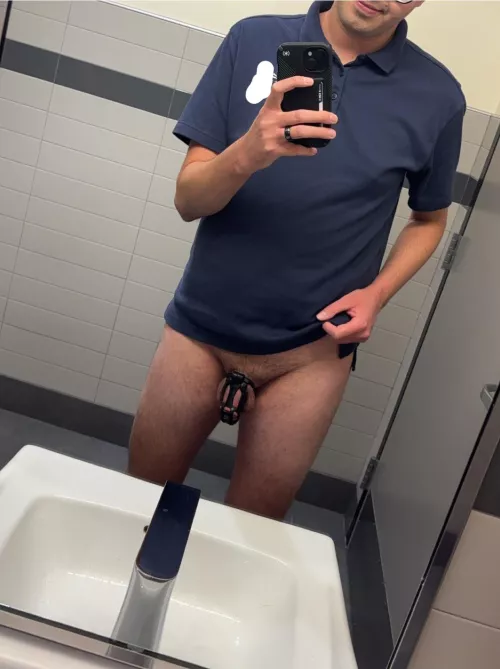 Subs stay locked, even when they’re trying to be professionals at work 