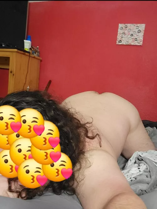 Sure wish I was getting bred rn 🙄 