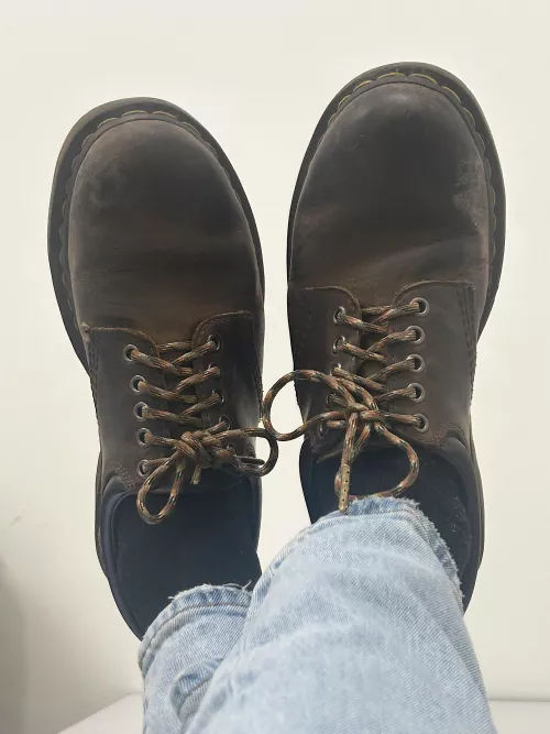 Take them off for me, there’s a treat waiting for you inside. 