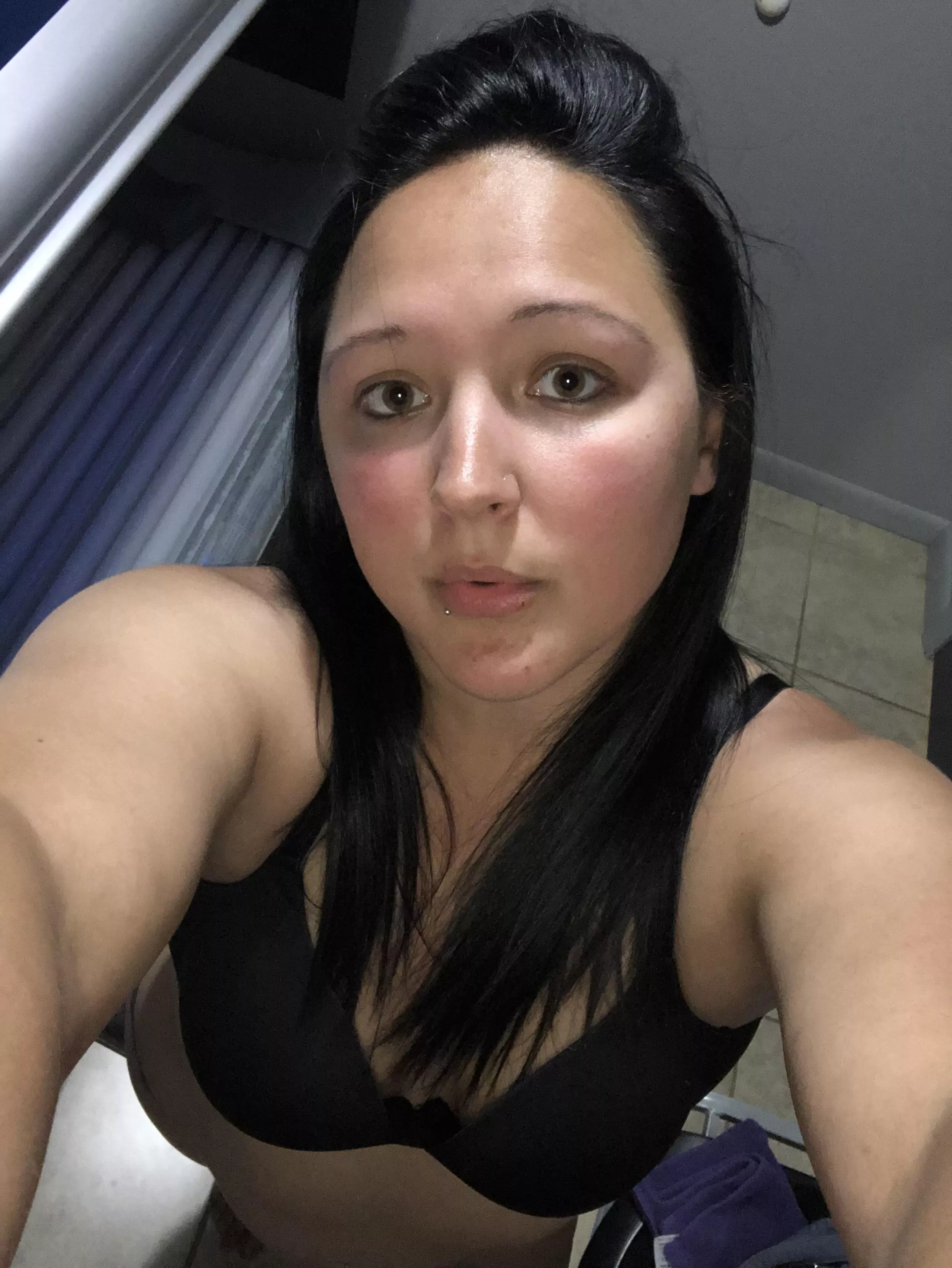 Too cold to work on my tan outside, indoors it is. What ya think? 32f