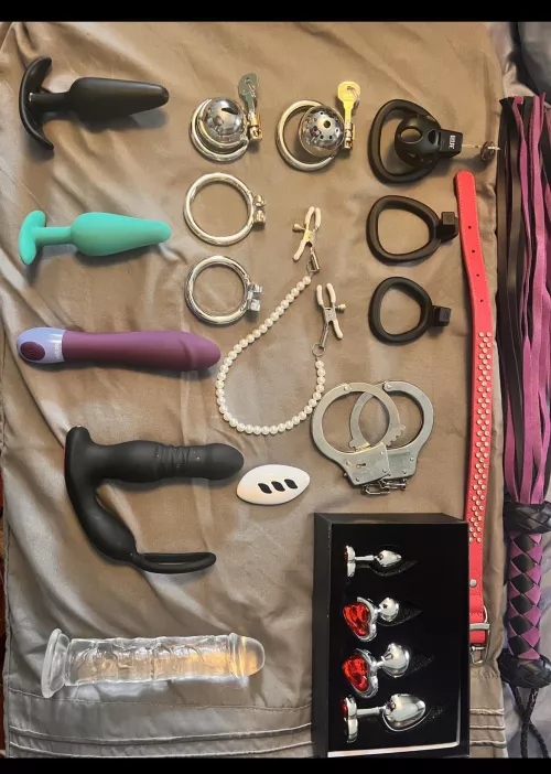 Toys for 125 upvote(s)