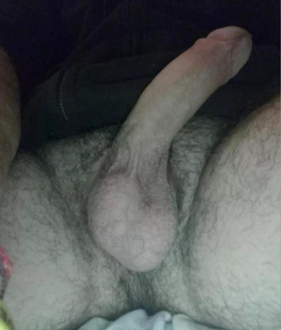 Upvote if one of my balls is bigger than your entire cock 