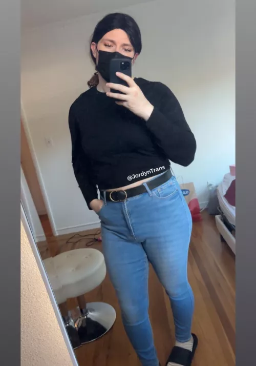 [USA] #California Looking for other sissy girls to dress and play with ♥️