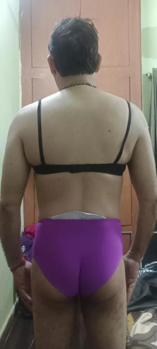 Weekend on they way pass or spank 