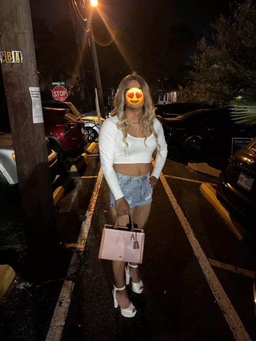 Went out to a gay bar for the first time!!!