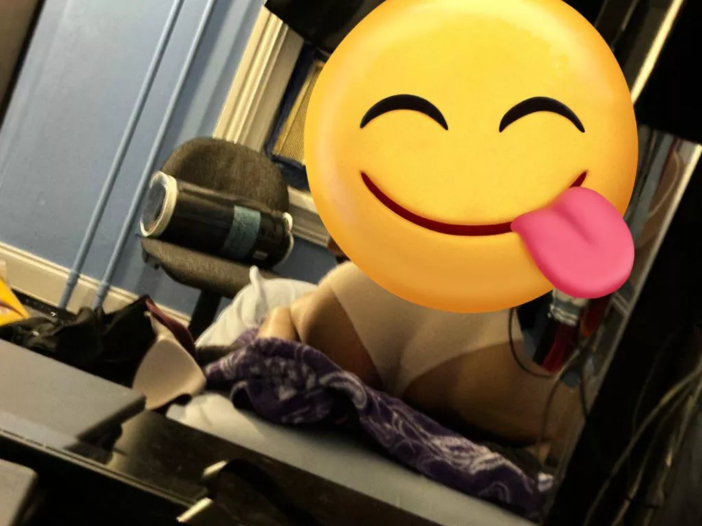 What yall do to grow your OF??