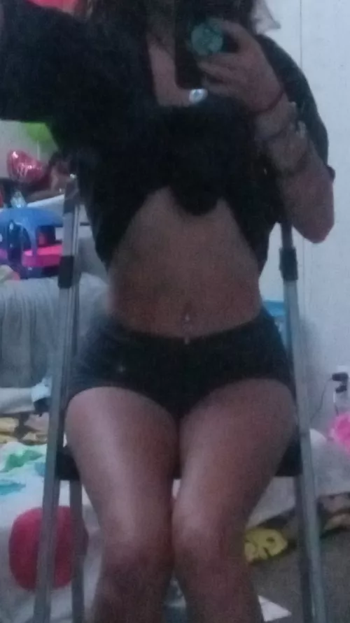 where’s the legit sugar daddy’s ready to spoil me🥰🥰