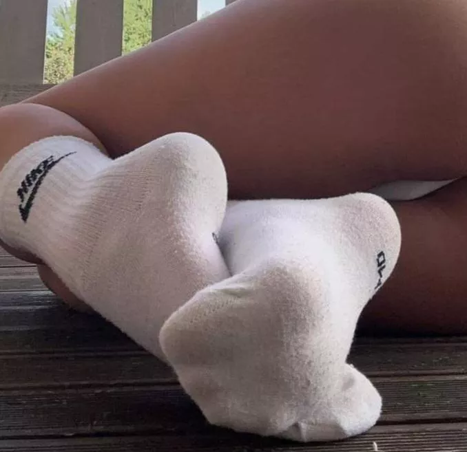 White nike socks 