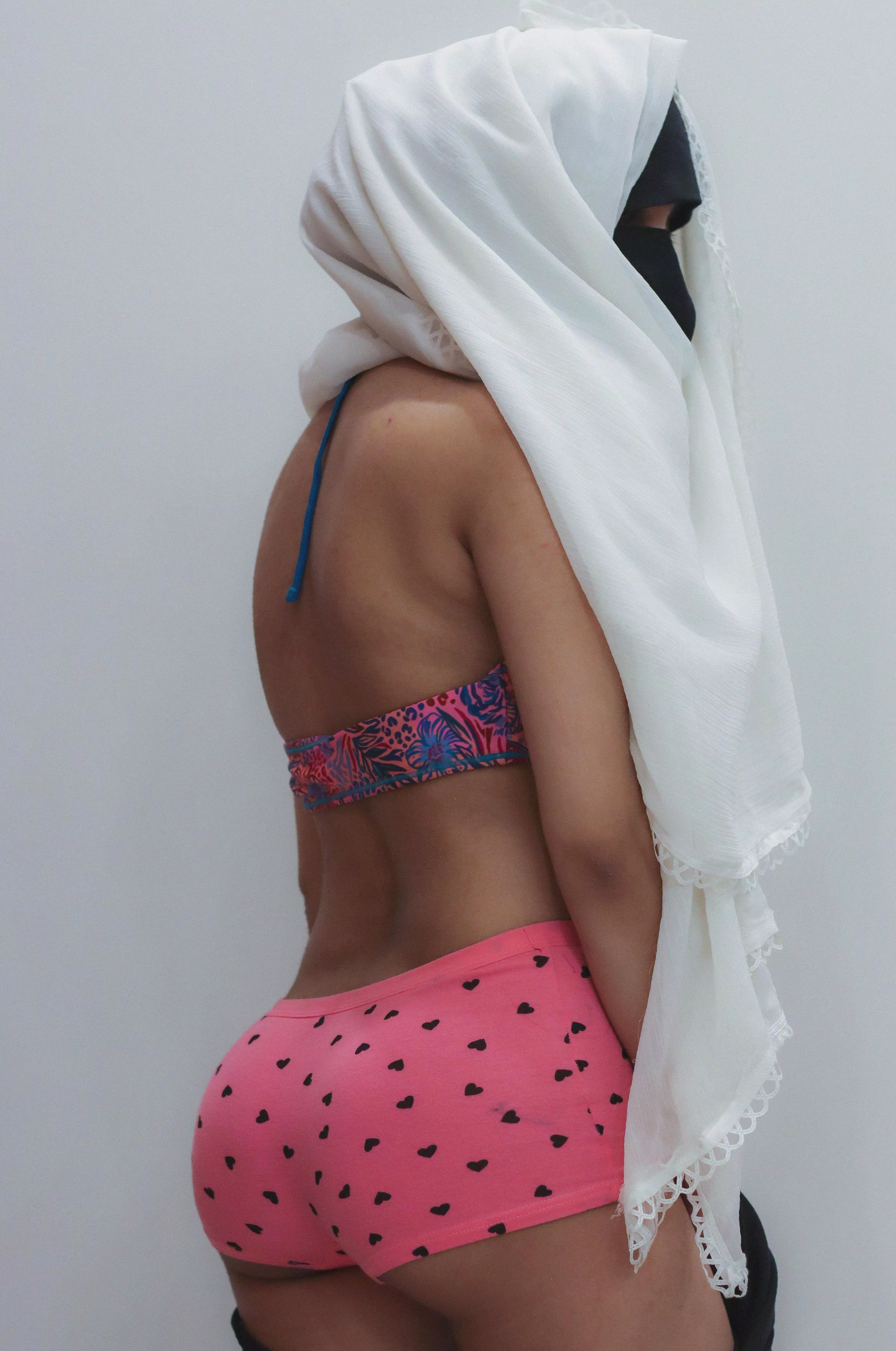 why do people assume i'm not sexy just because i wear hijab