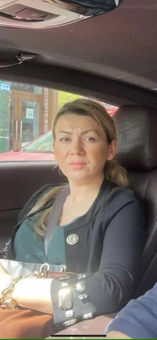 Wie findet ihr meine Mutter 