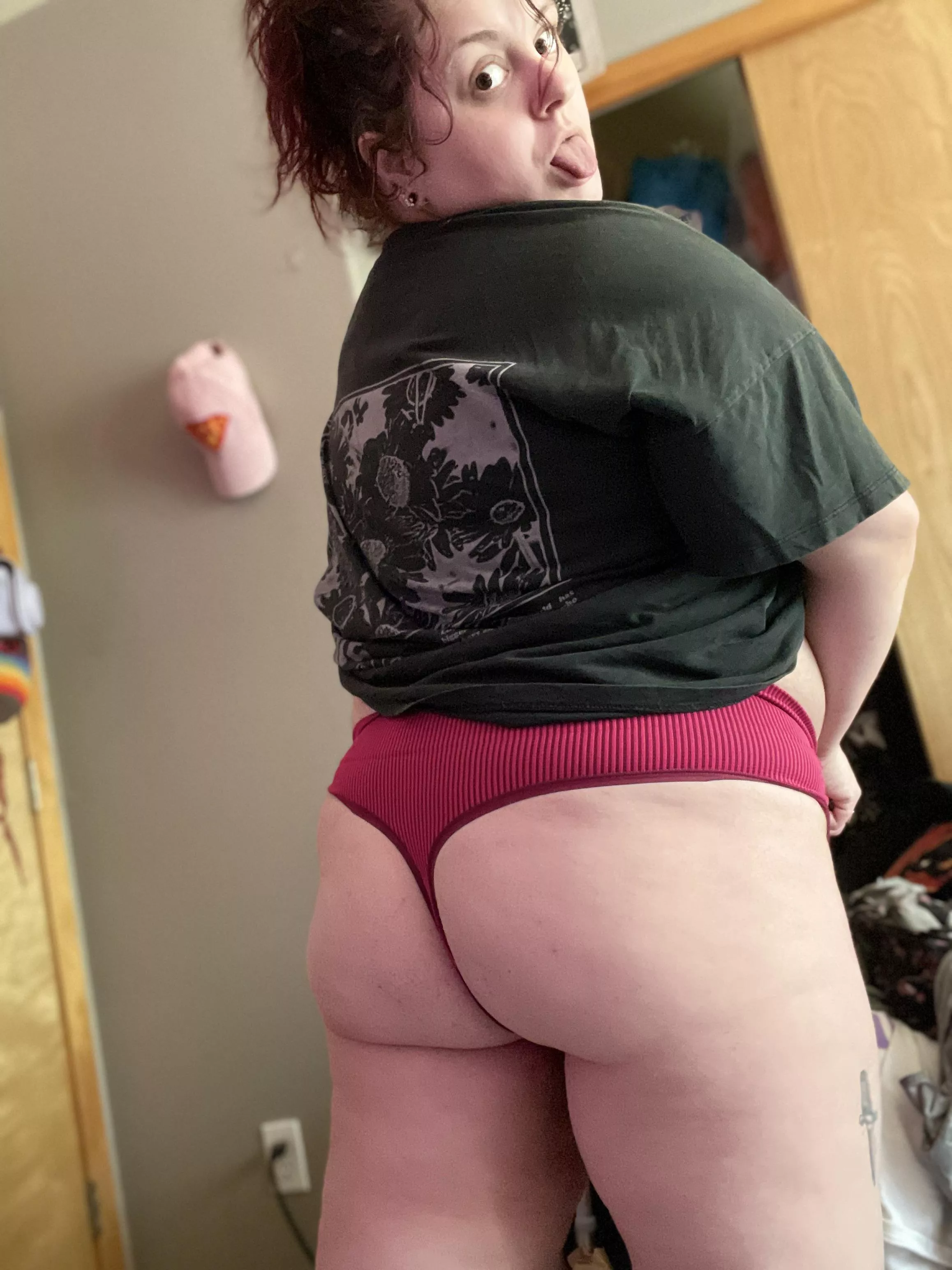 Your new favorite BBW 😈🖤