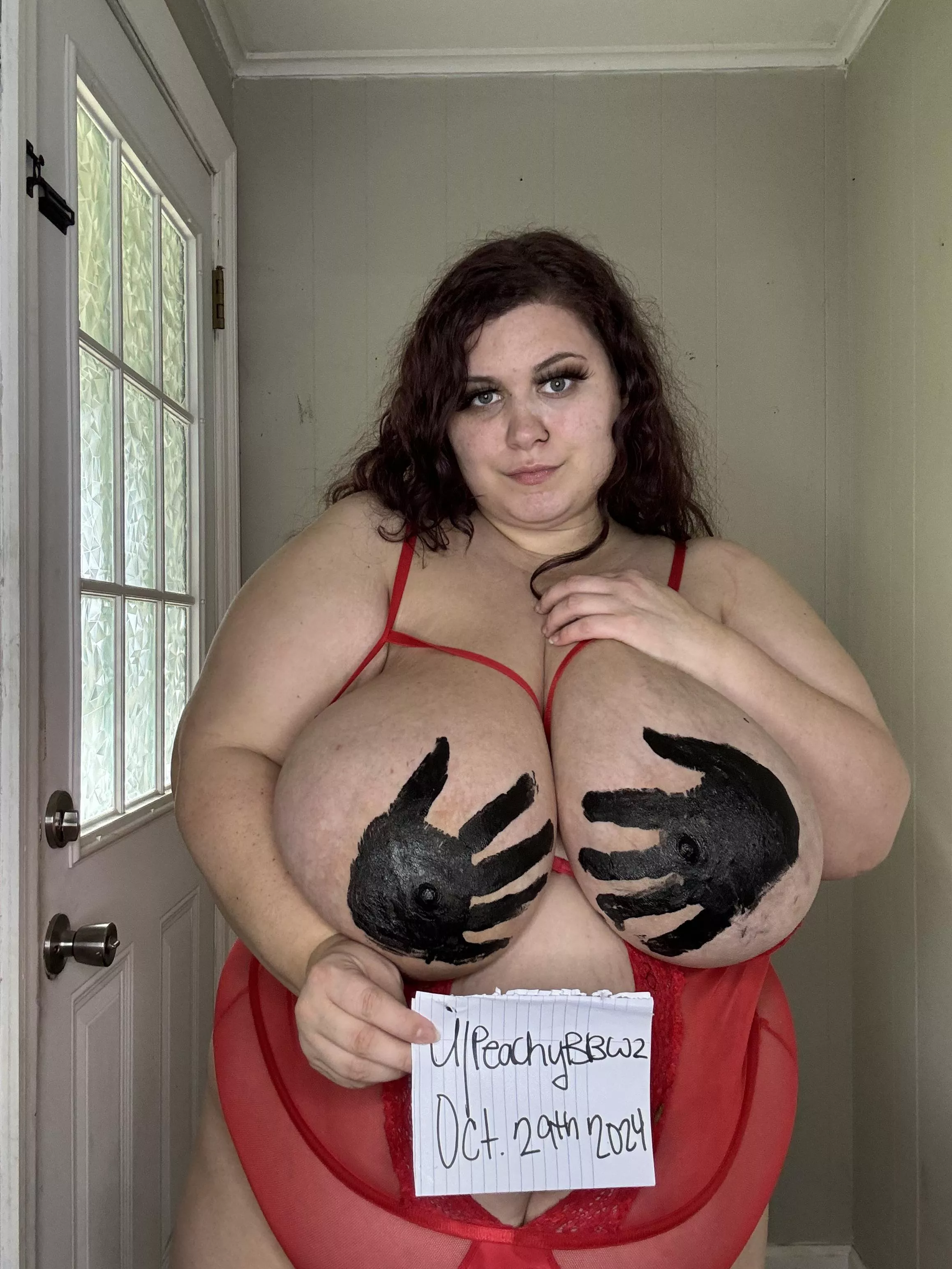 You’re favorite bbw is available 