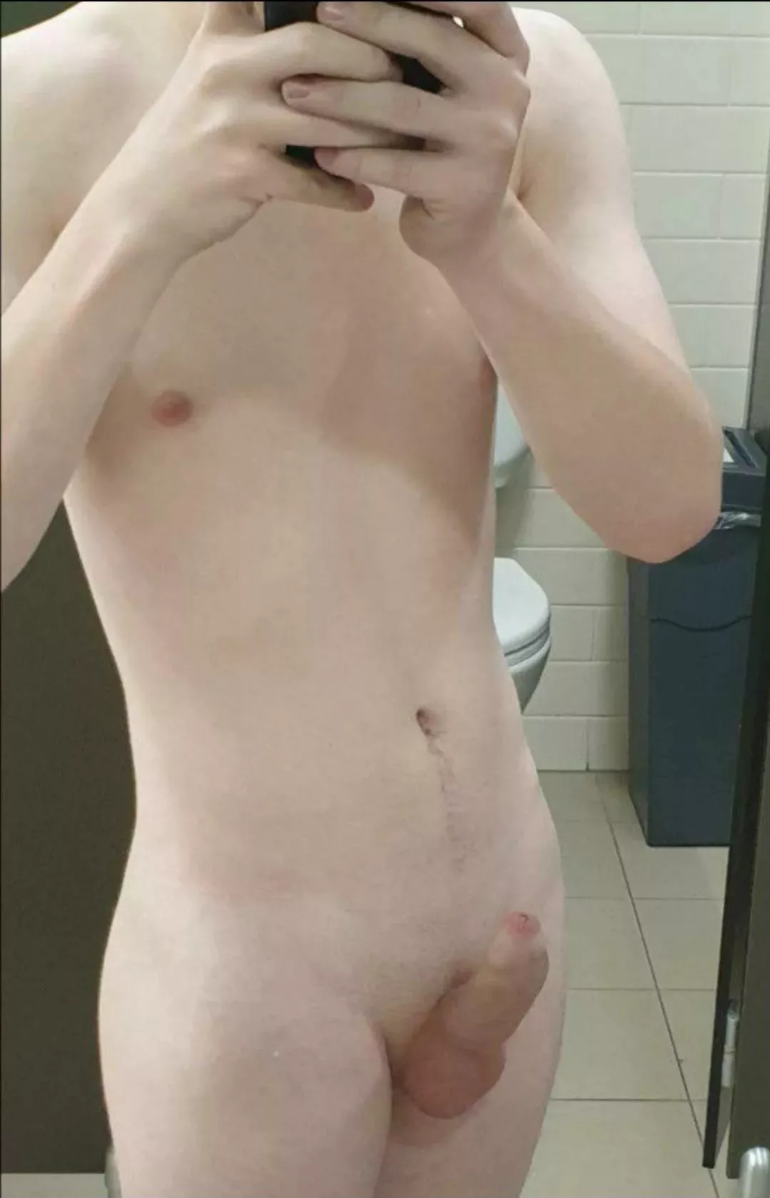 19 (m) Australia 