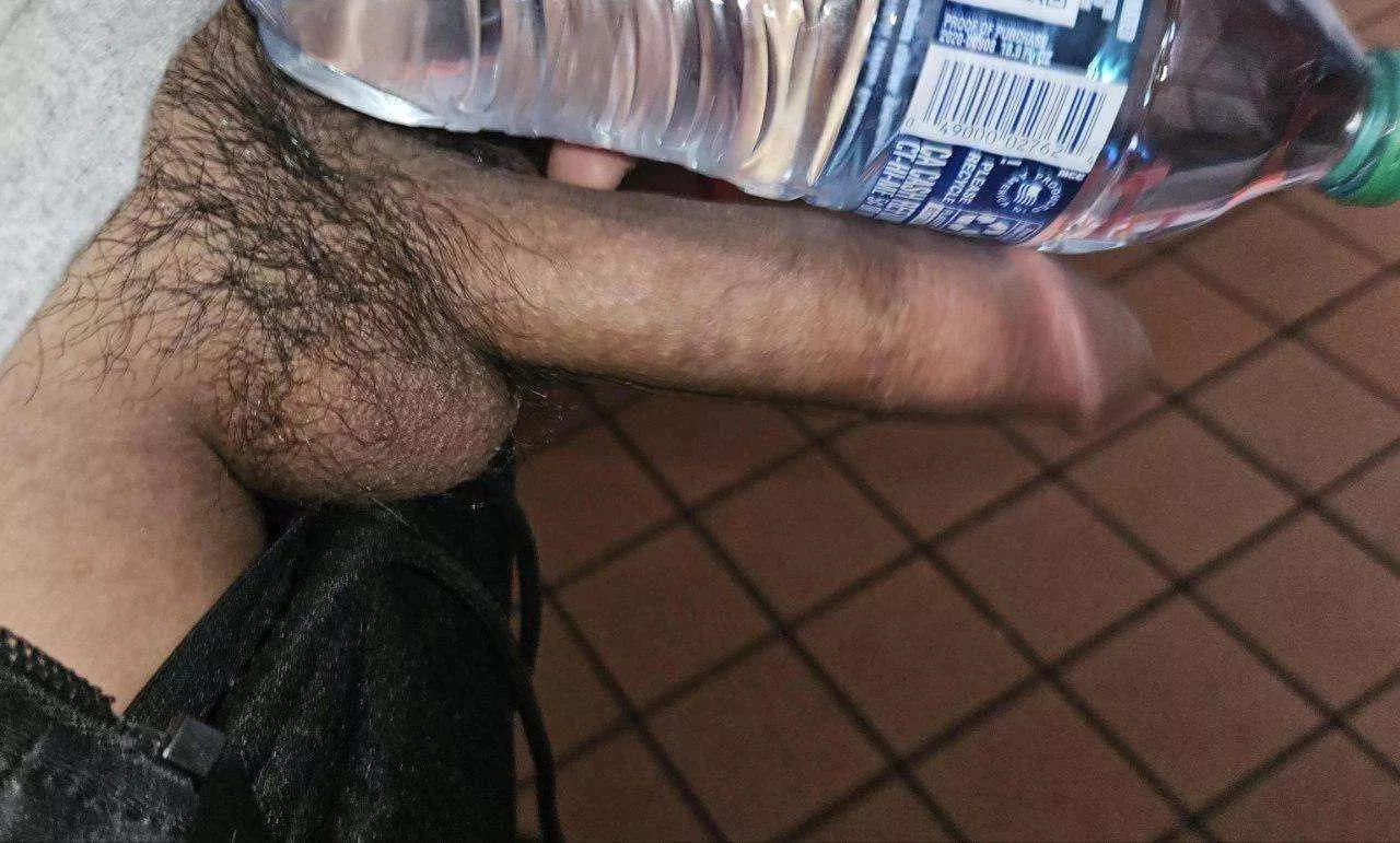 20 [M4F/FM] #KCMO- Car or outdoors sex rn? DM ME