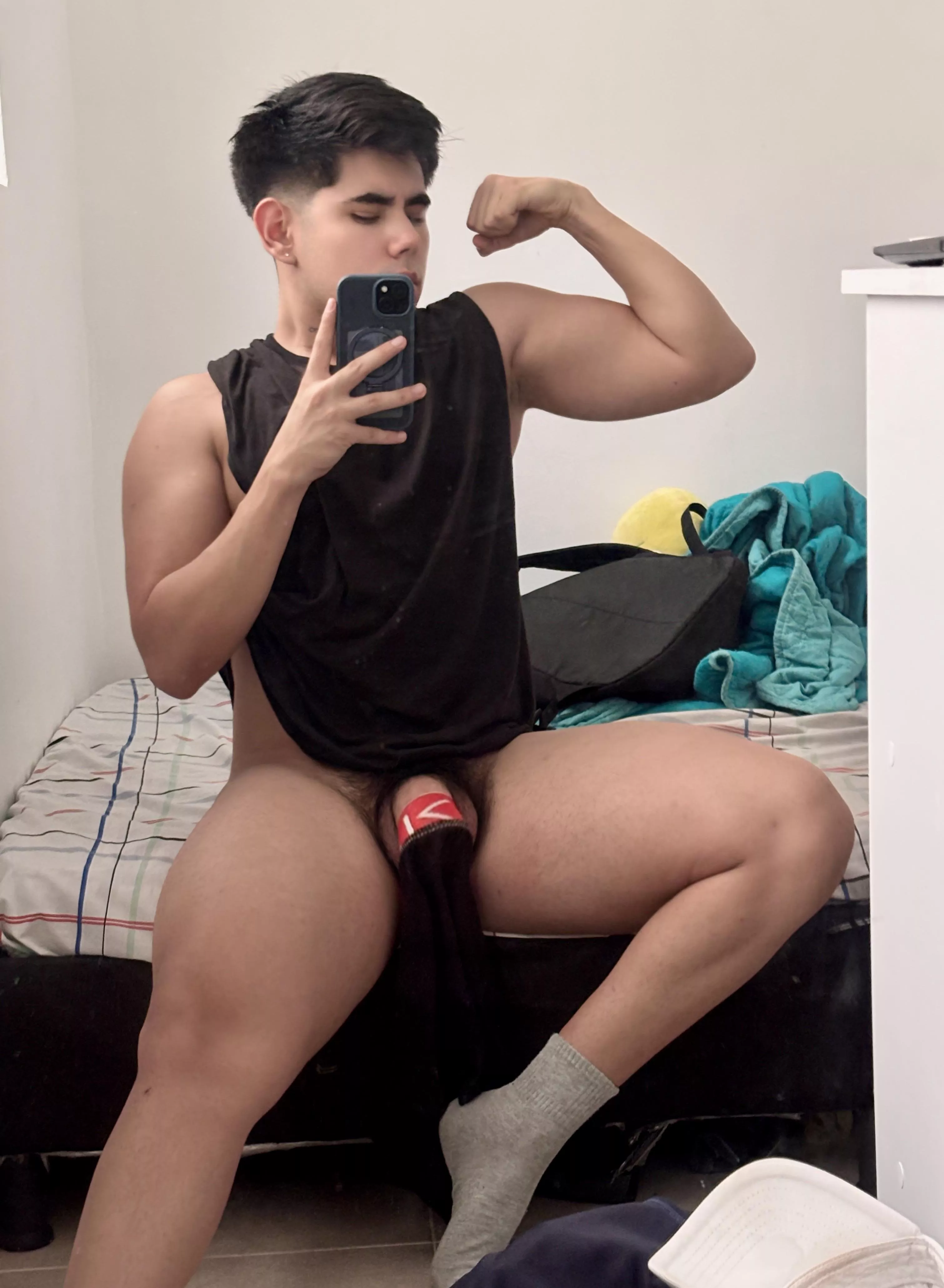 [20] VC, pics, videos. Custom videos and more (I no have limits) dm me