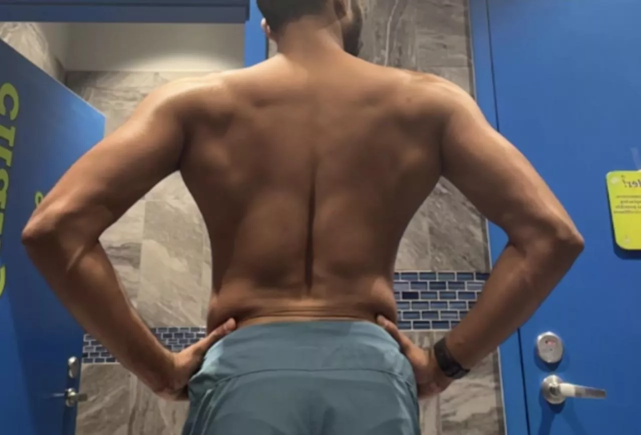 21[m4f] who likes big a desi dick?