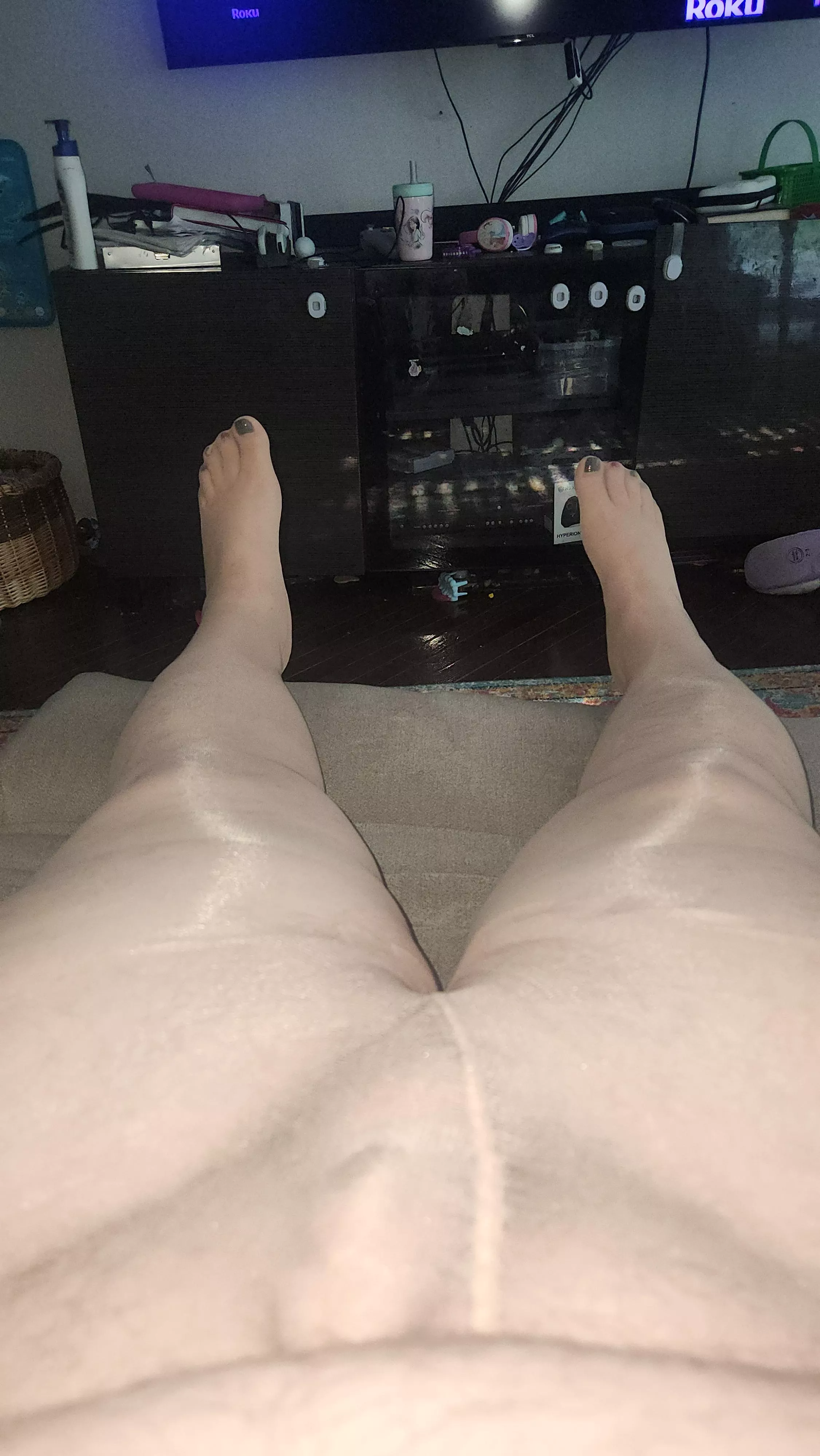 (45) Anyone into nylon want to have fun?