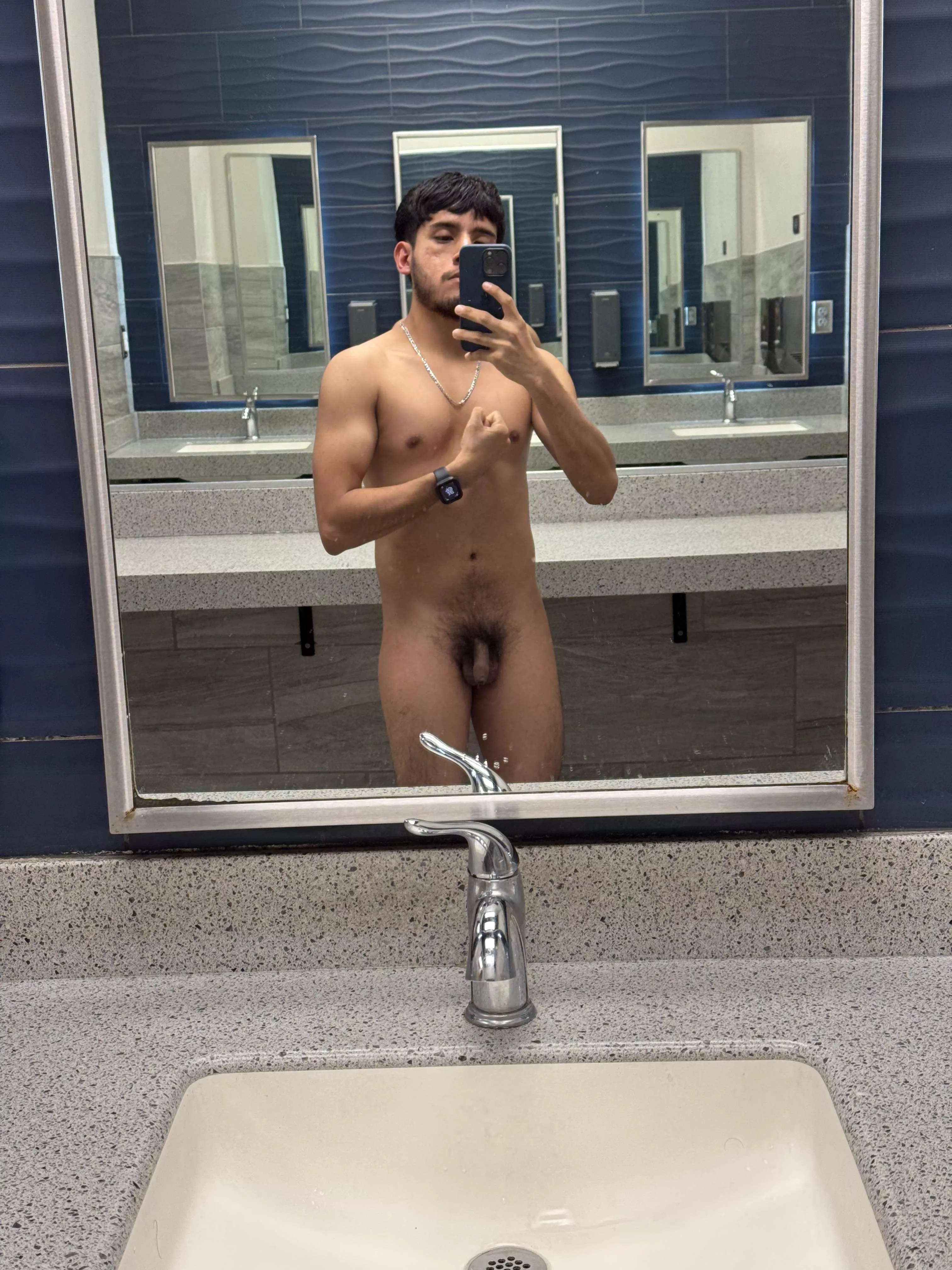 After gym 😎🤙🏽⚽️