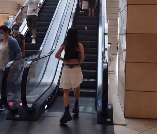 Andra Gogan tanga slip