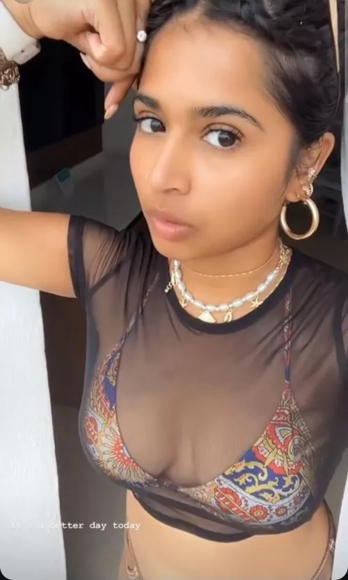 Anyone know her IRTR