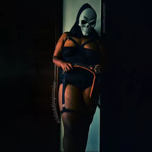 Aren’t you a lil scared? [f]