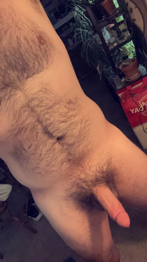 Be a good boy and keep me entertained 