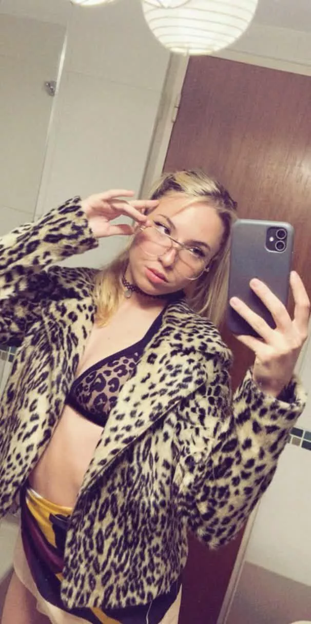 catch me looking this good all day long 🔥