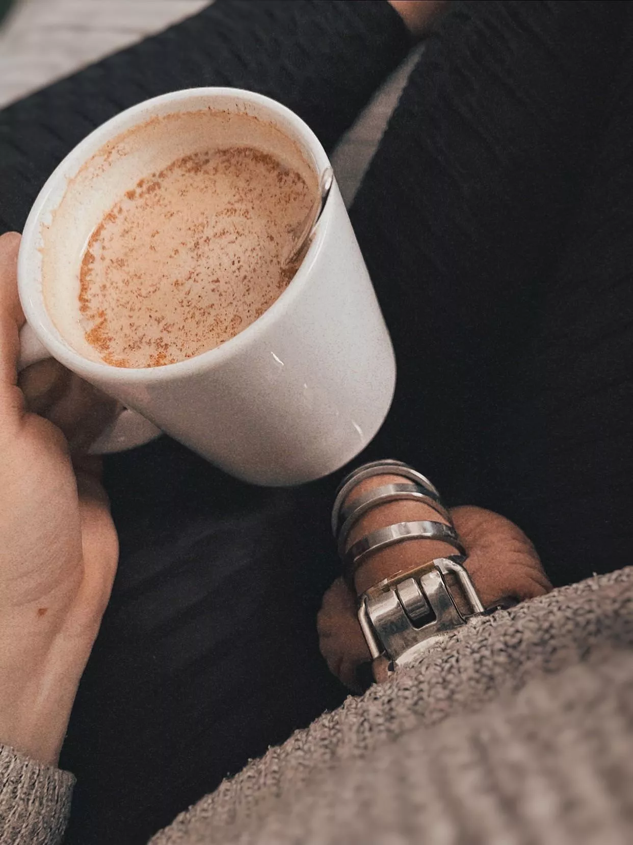 Chastity and Coffee, what better way to start the last day of Locktober 🔒