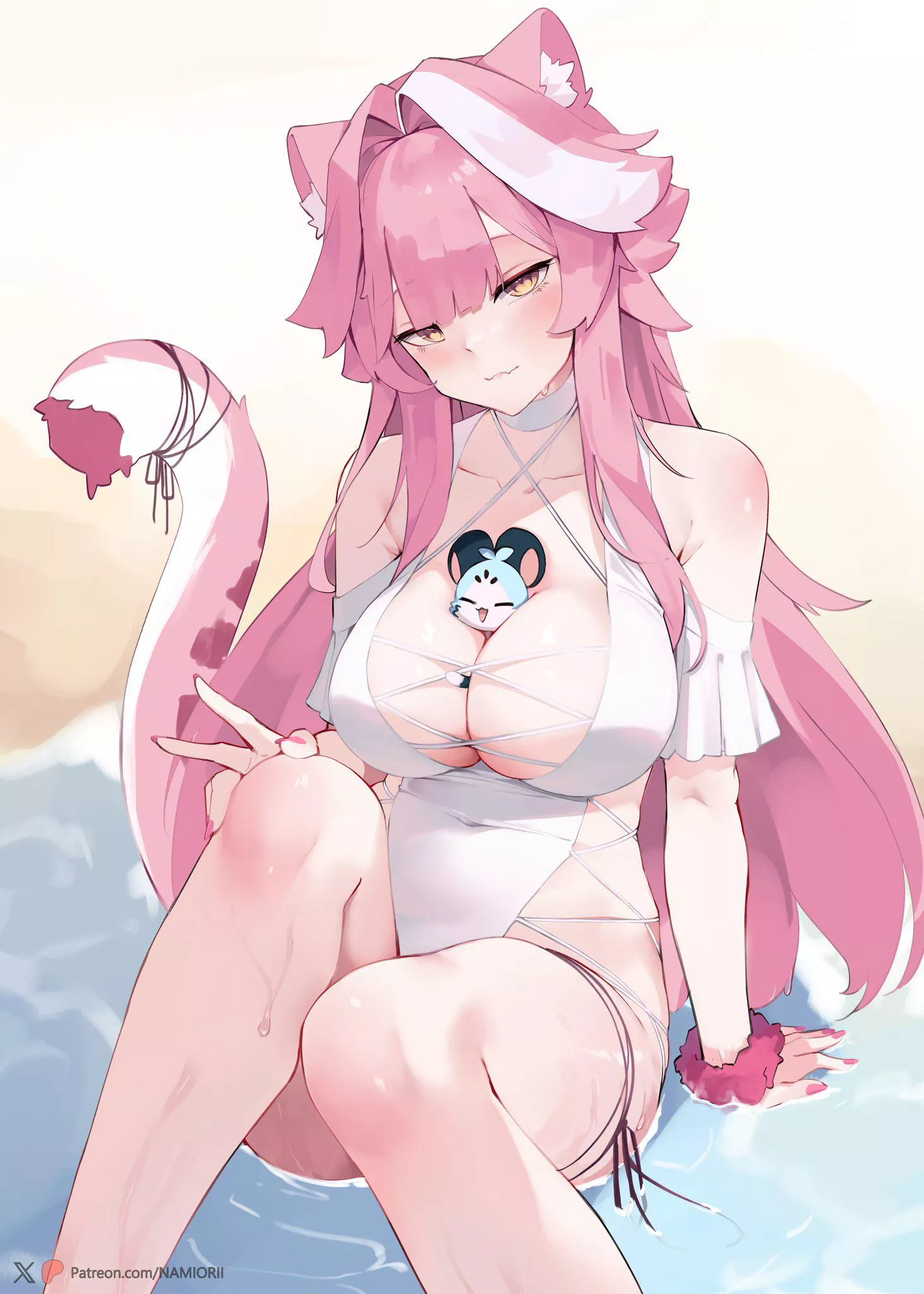 Chattini looks comfy