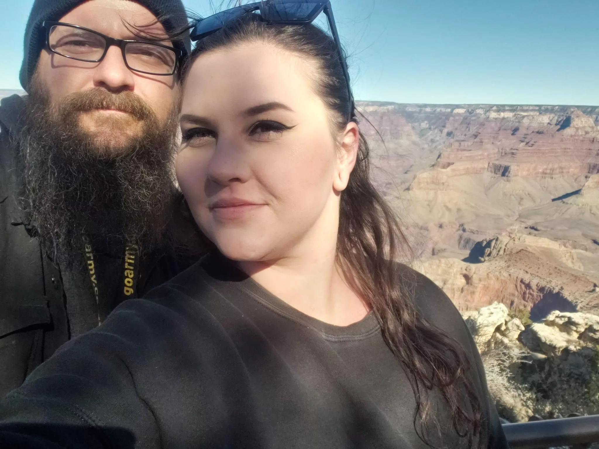 Couple Here MF/MF Looking For Another Couple For Some Halloween Fun🎃