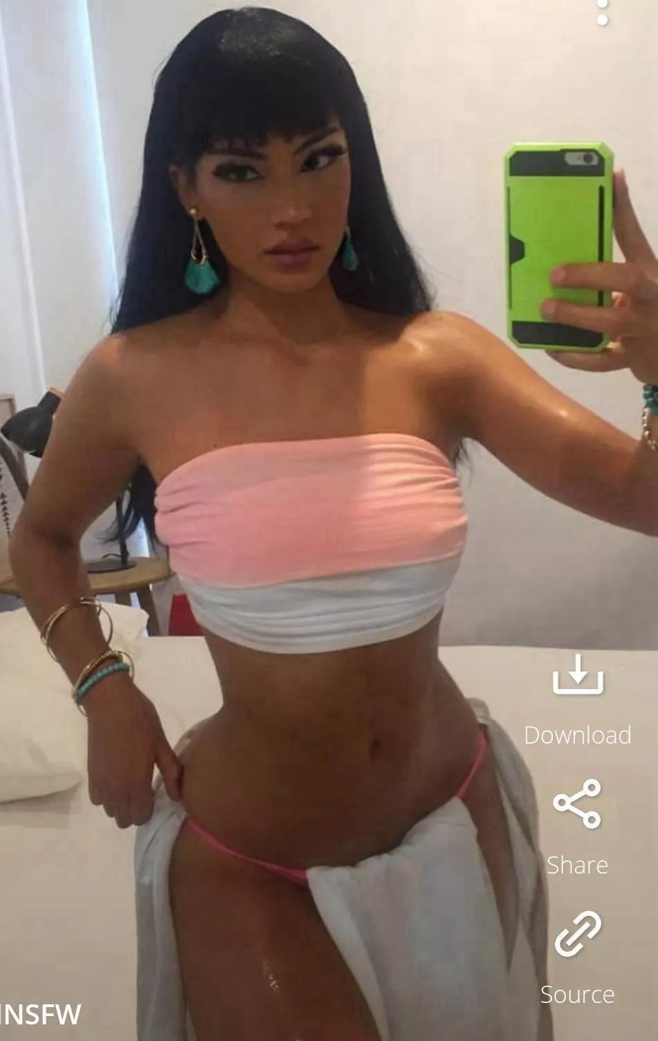 Dm me your busty or big assed chel cosplays