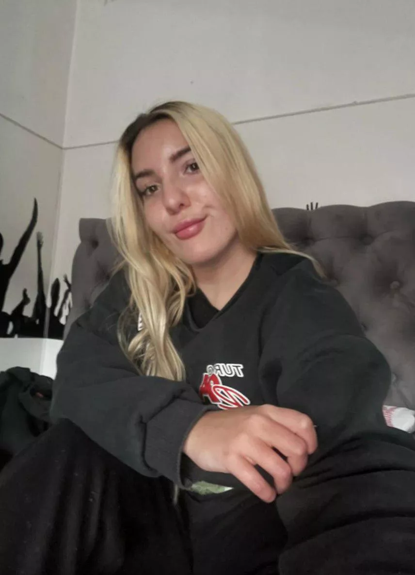 Do older men prefer younger [19F] women?