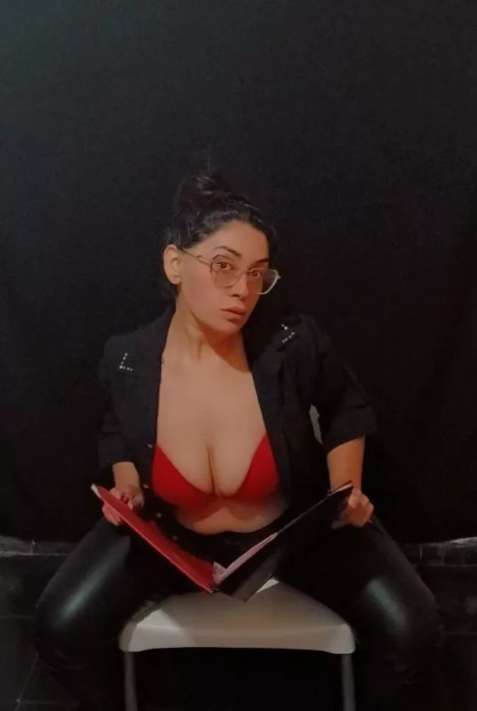 do you need a sexy secretary? OF in comments 😈😈