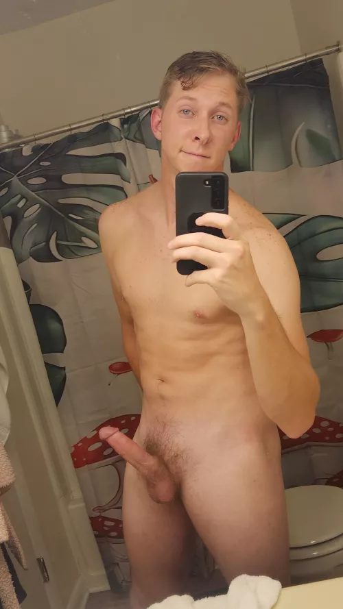 Do you think the girls who flirt at work know what im packing?